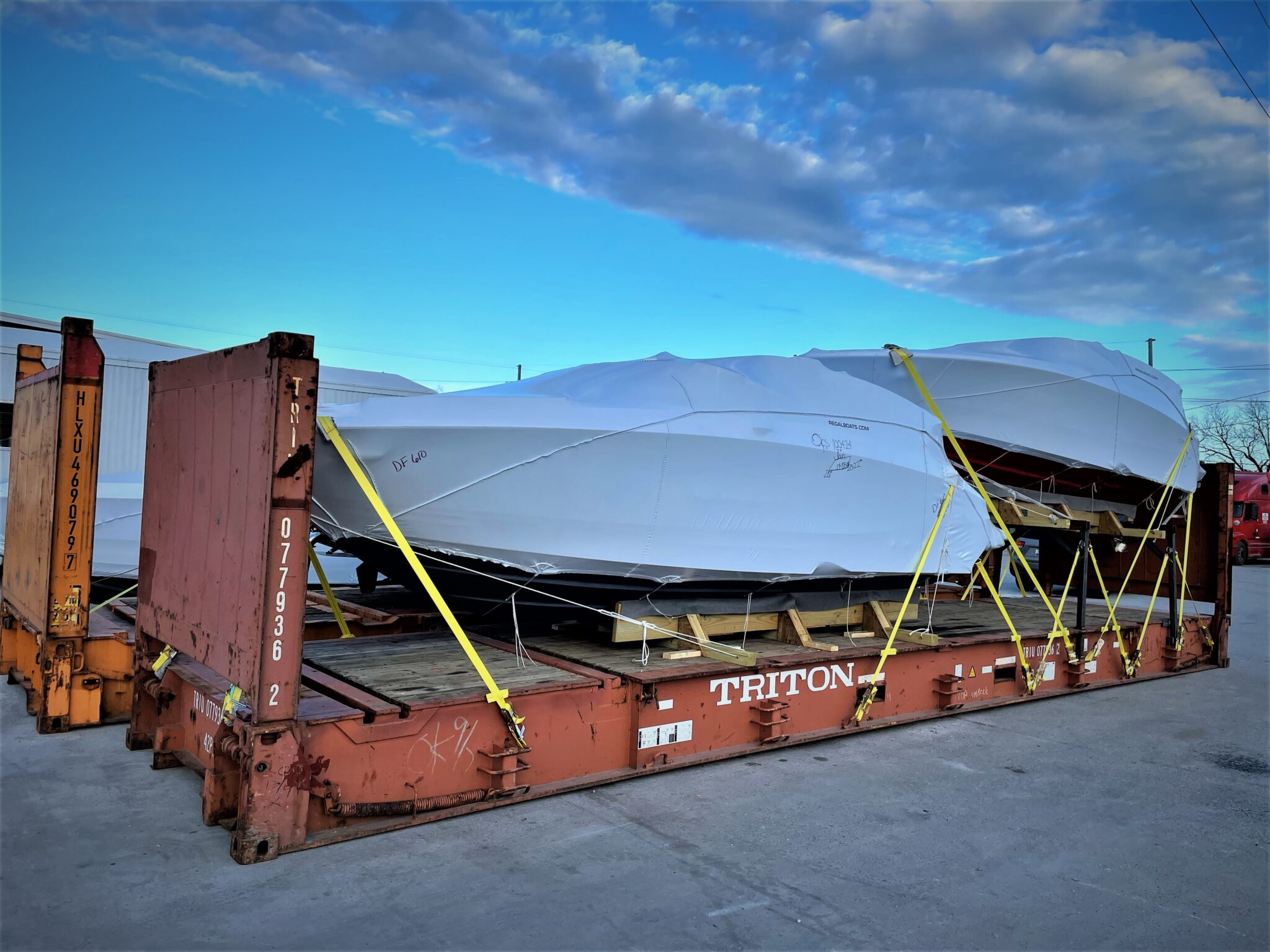 Boat Loading Services – Oceans International